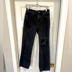 Abercrombie & Fitch The ‘90s Relaxed Black Jean High Rise in size 27